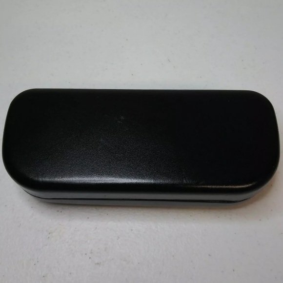 Coach  sunglasses case - Picture 2 of 3